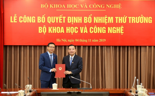 Lễ trao Quyết định của Thủ tướng Chính phủ bổ nhiệm Thứ trưởng Bộ Khoa học và Công nghệ